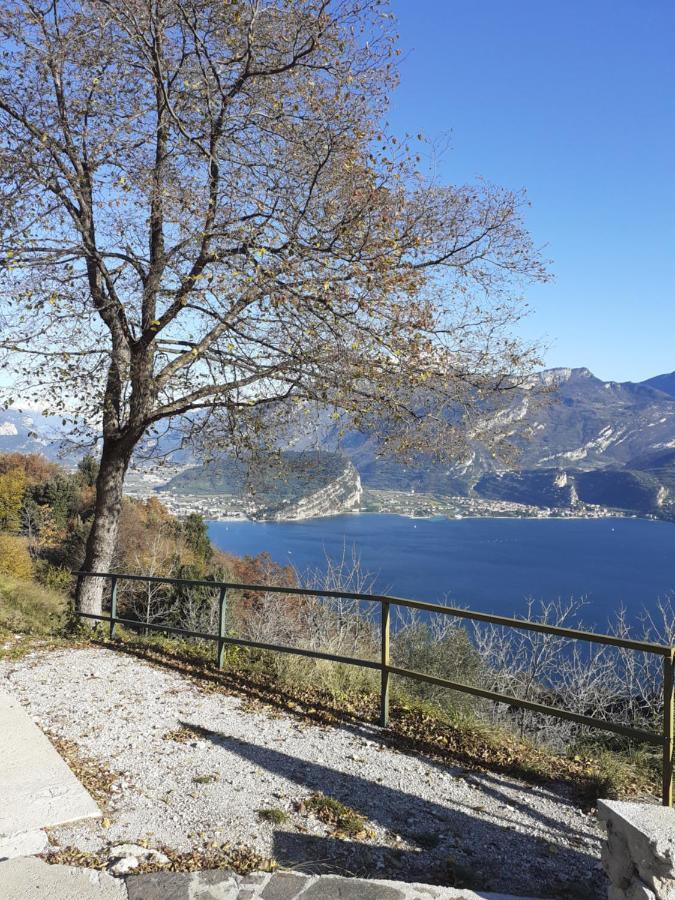 Alla Campanella Riva del Garda Exterior foto